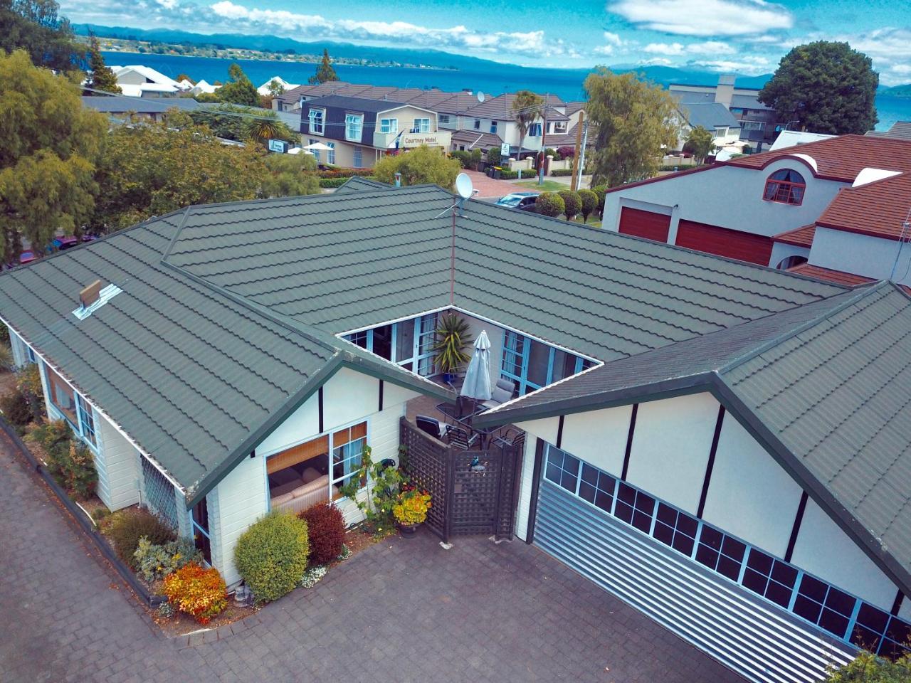Tui House Villa Taupo Exterior photo